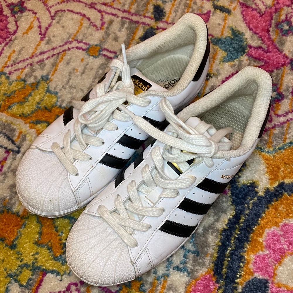 Adidas Sneakers